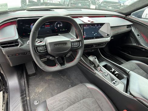 Used 2024 Dodge Charger Daytona Scat Pack w/ Plus Group AWD/4WD image 23