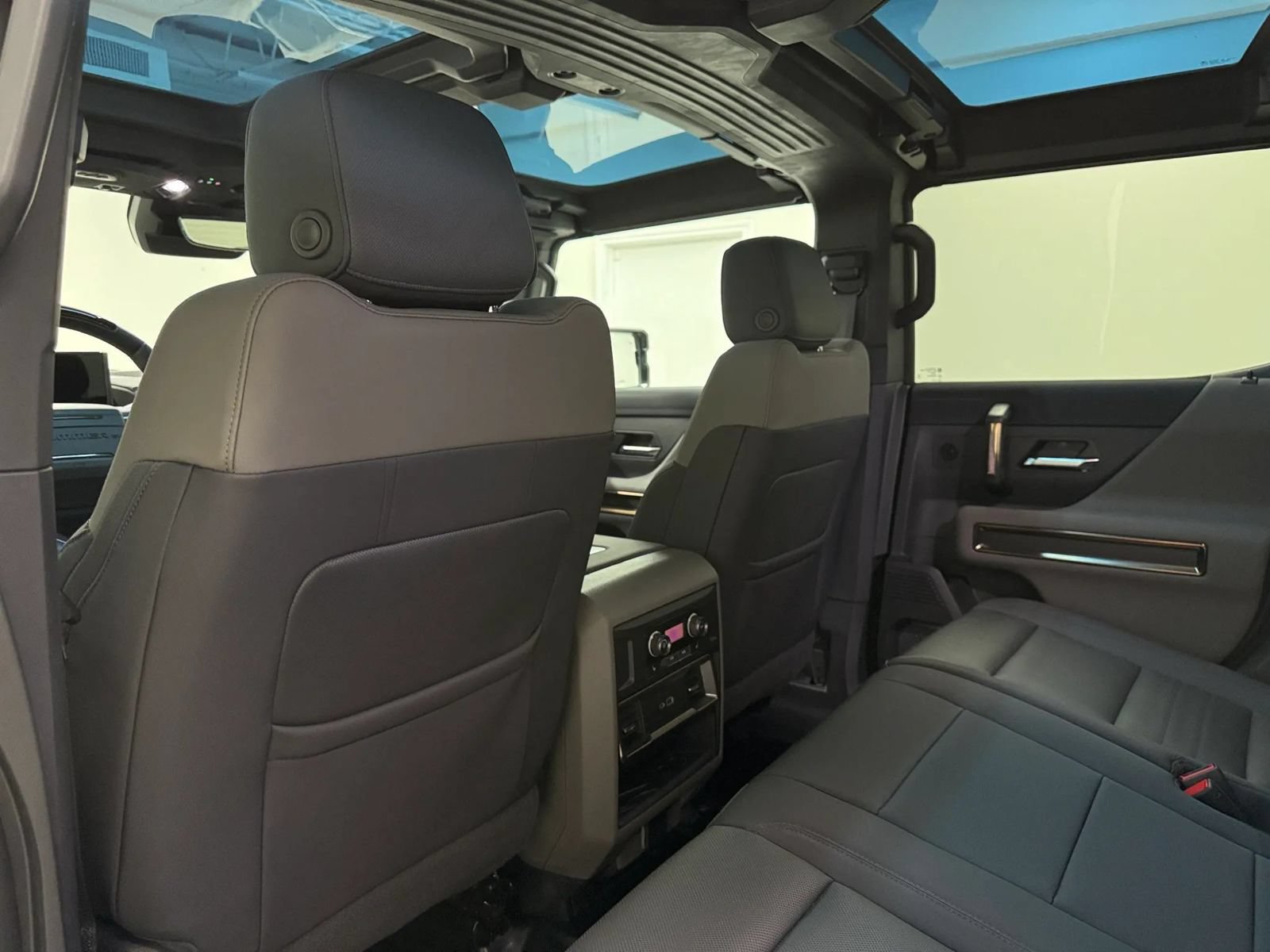 Used 2024 GMC Hummer EV 3X w/ Extreme Off-Road Package AWD/4WD image 14
