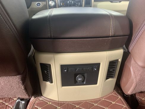Used 2016 RAM 1500 Laramie Longhorn w/ Convenience Group RWD image 33