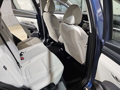 New 2026 Hyundai Tucson SE image 11