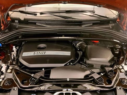 Certified 2025 BMW X1 xDrive28i AWD/4WD image 9