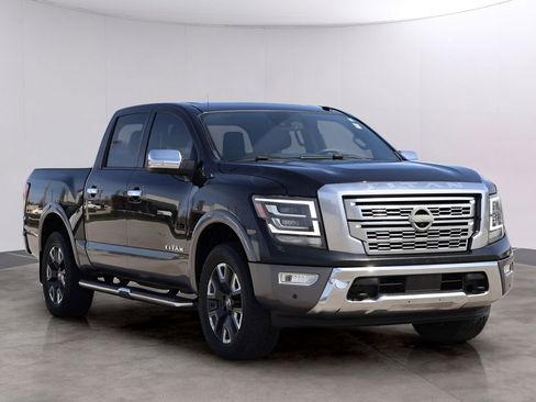 Used 2021 Nissan Titan Platinum Reserve w/ Moonroof Package AWD/4WD image 3