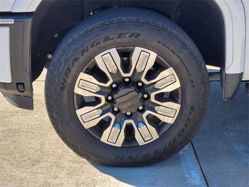 Used 2024 GMC Sierra 2500 Denali w/ Denali Reserve Package image 10