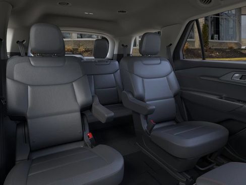 Used 2026 Ford Explorer Active w/ Active Comfort Package AWD/4WD image 13