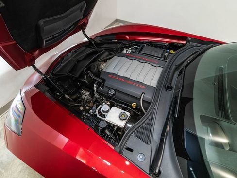 Used 2015 Chevrolet Corvette Stingray Coupe w/ 2LT Preferred Equipment Group RWD image 40