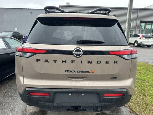 Used 2025 Nissan Pathfinder Rock Creek AWD/4WD image 9
