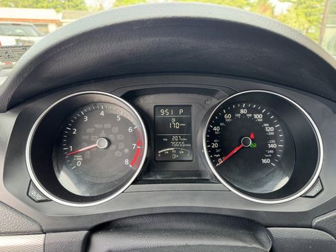 Used 2015 Volkswagen Jetta SE image 13