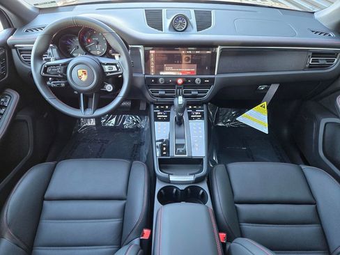 New 2026 Porsche Macan GTS image 15