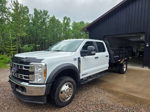 Used 2026 Ford F550 4x4 Crew Cab Super Duty image 2