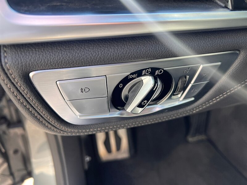 Used 2016 BMW 750i xDrive AWD/4WD image 31