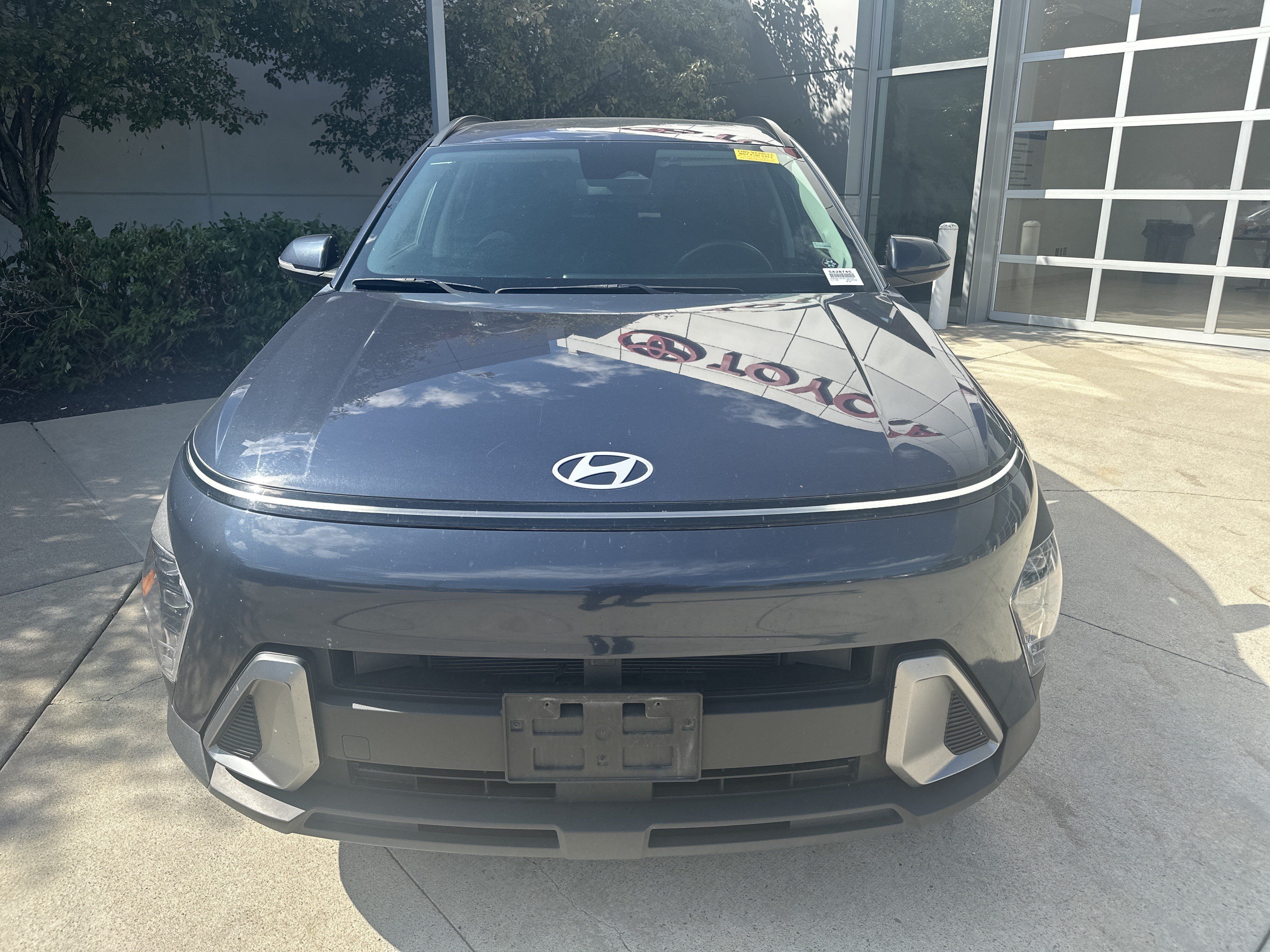 Used 2024 Hyundai Kona SEL AWD/4WD image 5