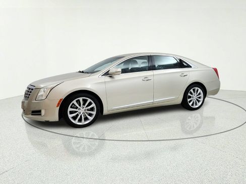 Used 2015 Cadillac XTS Luxury AWD/4WD image 3