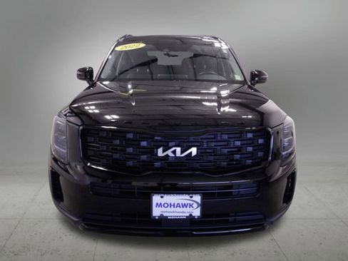 Used 2022 Kia Telluride EX w/ EX Premium Package image 9