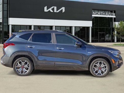 Used 2023 Kia Seltos SX image 7