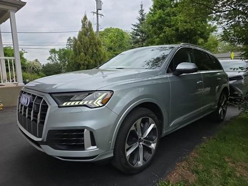 Used 2023 Audi Q7 3.0T Premium Plus w/ Premium Plus Package AWD/4WD image 15