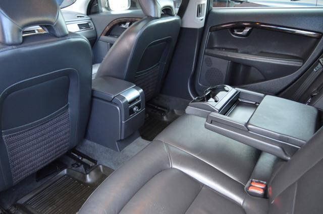 Used 2016 Volvo XC70 T5 Premier w/ Proximity Package FWD image 28