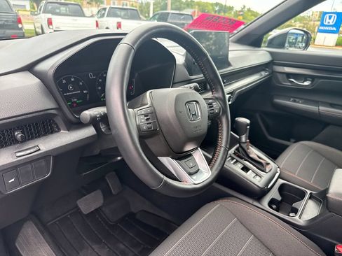 Used 2026 Honda CR-V TrailSport image 14