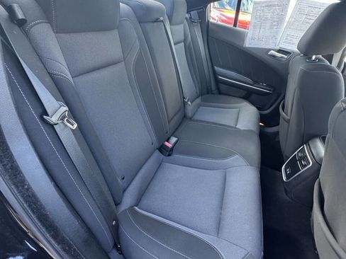 Used 2022 Dodge Charger SXT image 18