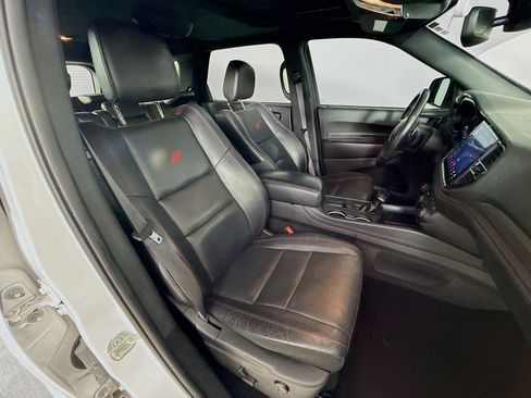 Used 2023 Dodge Durango GT image 38