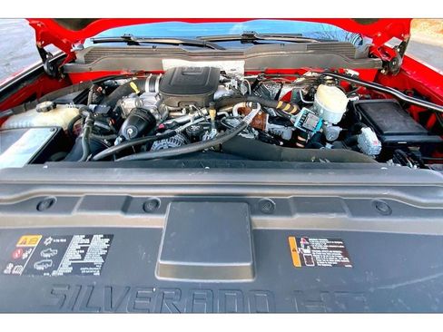 Used 2016 Chevrolet Silverado 2500 LT w/ LT Convenience Package image 11