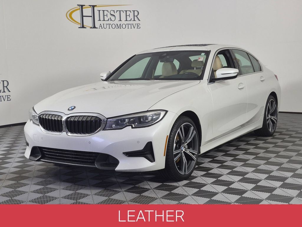 Used 2022 BMW 330i Sedan w/ Premium Package RWD image 4