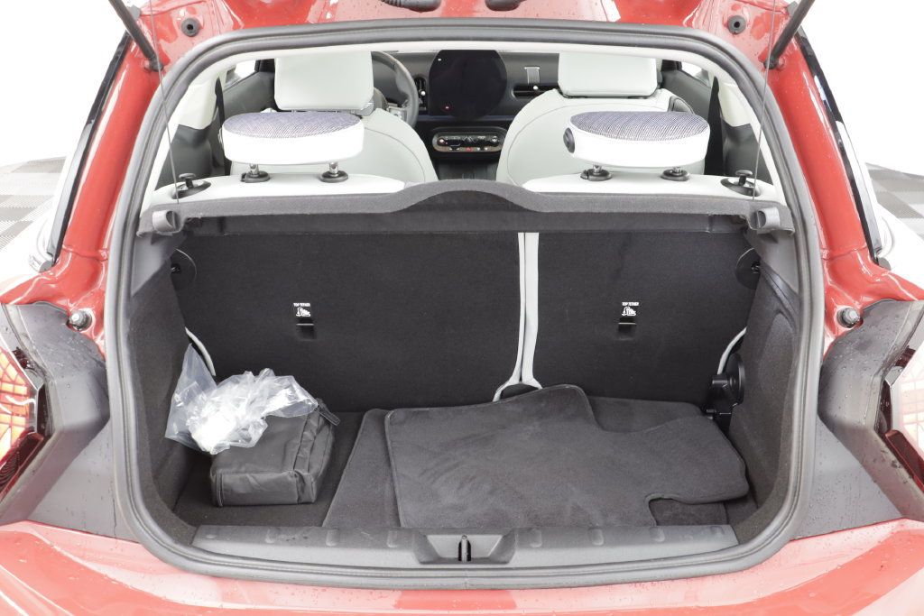 Certified 2026 MINI Cooper 2-Door Hardtop FWD image 16