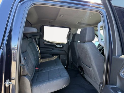 Used 2022 Chevrolet Silverado 1500 LT Trail Boss w/ Protection Package AWD/4WD image 18