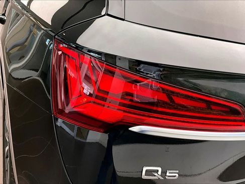 Certified 2023 Audi Q5 2.0T Premium w/ Convenience Package AWD/4WD image 28