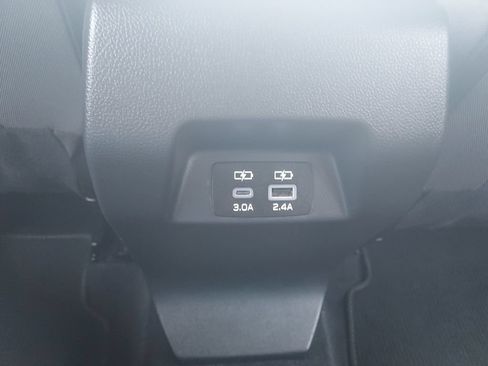 Certified 2025 Subaru Crosstrek 2.5i Premium AWD/4WD image 14