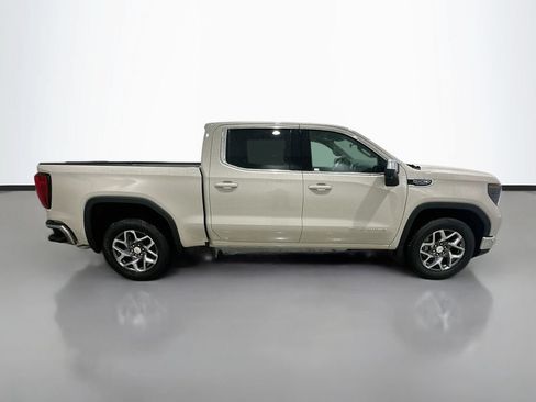 New 2026 GMC Sierra 1500 SLE w/ Preferred Package RWD image 8