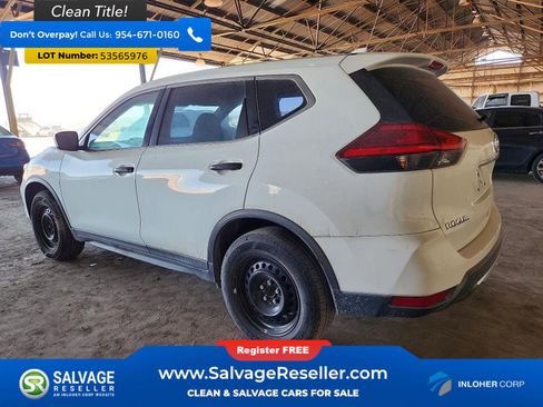 Used 2017 Nissan Rogue S FWD image 3