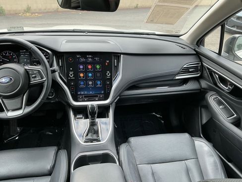 Used 2020 Subaru Outback Limited image 16