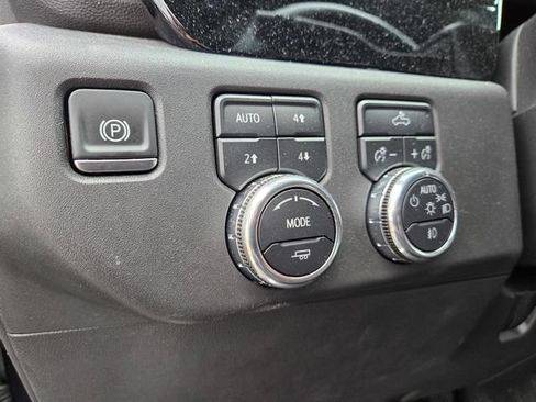 Used 2025 GMC Sierra 1500 Elevation w/ X31 Off-Road Package AWD/4WD image 17