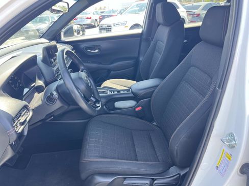 Used 2024 Honda HR-V Sport image 18
