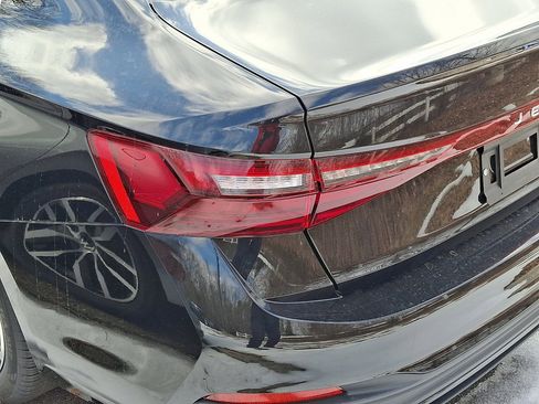 New 2026 Volkswagen Jetta SE image 8