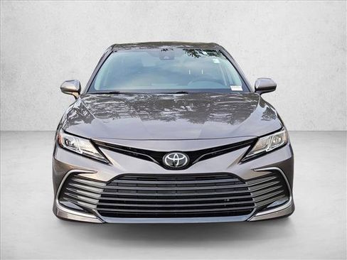 Used 2023 Toyota Camry LE FWD image 2