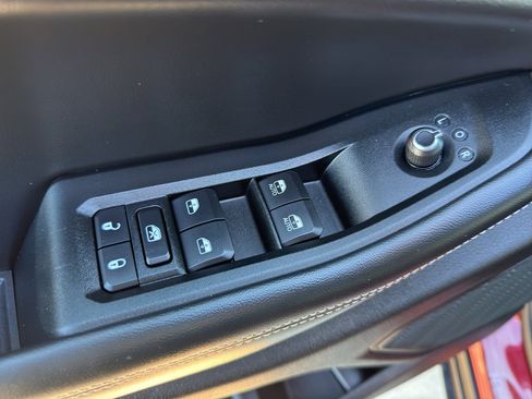 Used 2024 Jeep Grand Cherokee Laredo X w/ Luxury Tech Group I image 12