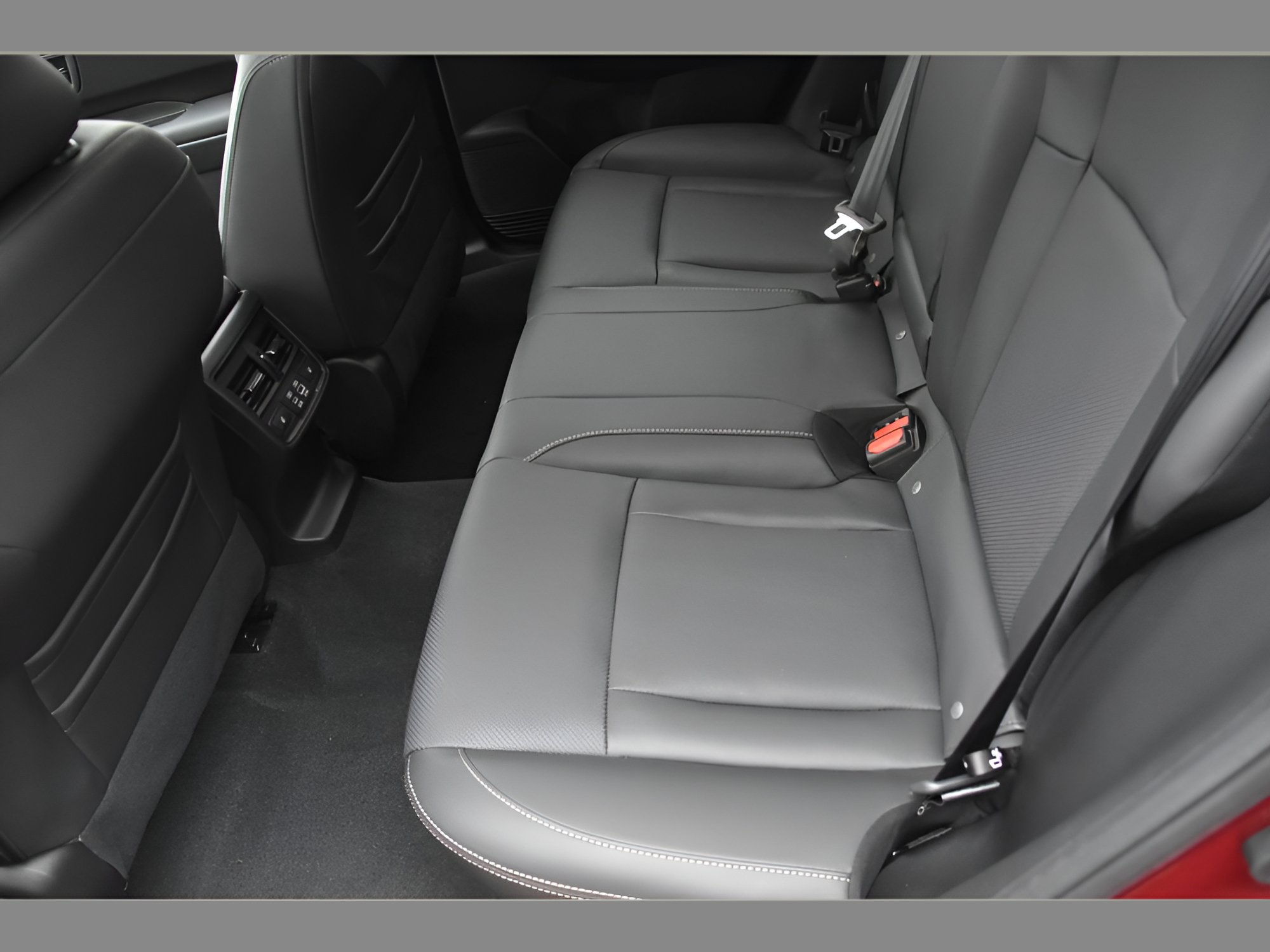 Certified 2026 Subaru Outback Limited XT w/ Premium/Limited Plus Package AWD/4WD image 14
