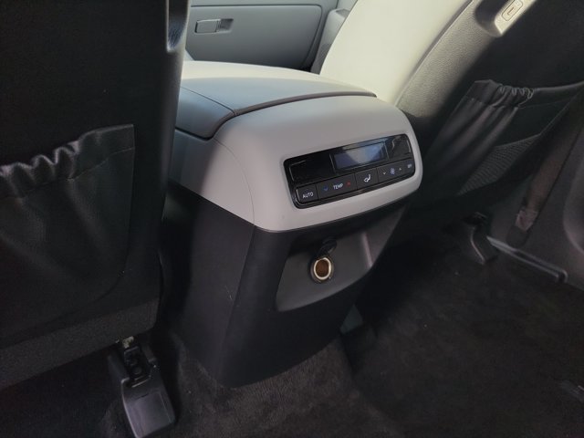Certified 2025 Hyundai Palisade SEL FWD image 13