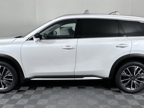 Certified 2026 INFINITI QX60 Luxe w/ Family Package image 4