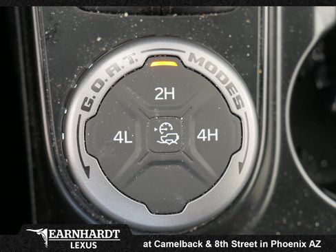 Used 2025 Ford Bronco 2-Door AWD/4WD image 4