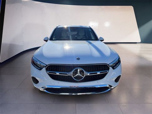 Certified 2025 Mercedes-Benz GLC 350e 4MATIC image 7