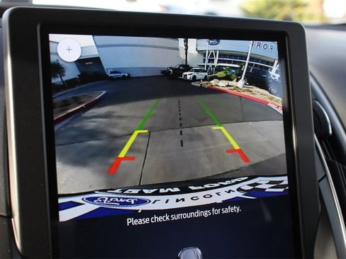 Certified 2024 Ford Edge SEL w/ Sport Appearance Package image 13