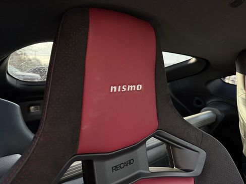 Used 2024 Nissan Z NISMO w/ Floor Mat Package image 30