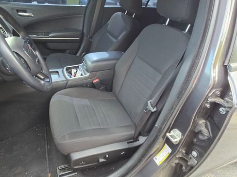 Used 2023 Dodge Charger Police w/ Convenience Group I image 17