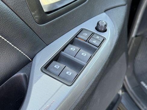 Certified 2019 Toyota Sienna SE image 18