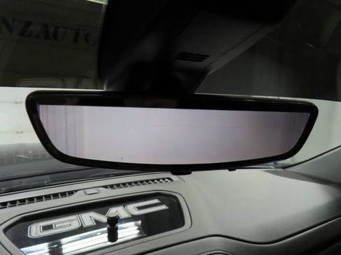 Used 2021 GMC Sierra 2500 Denali w/ Denali Black Diamond Edition image 29