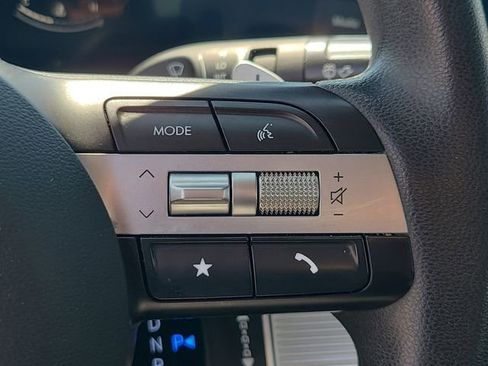 Used 2025 Hyundai Sonata SEL FWD image 24