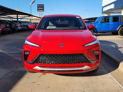 New 2026 Buick Envista Avenir image 9