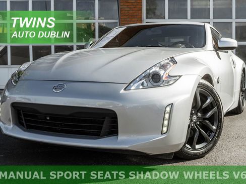 Used 2017 Nissan 370Z Coupe RWD image 1